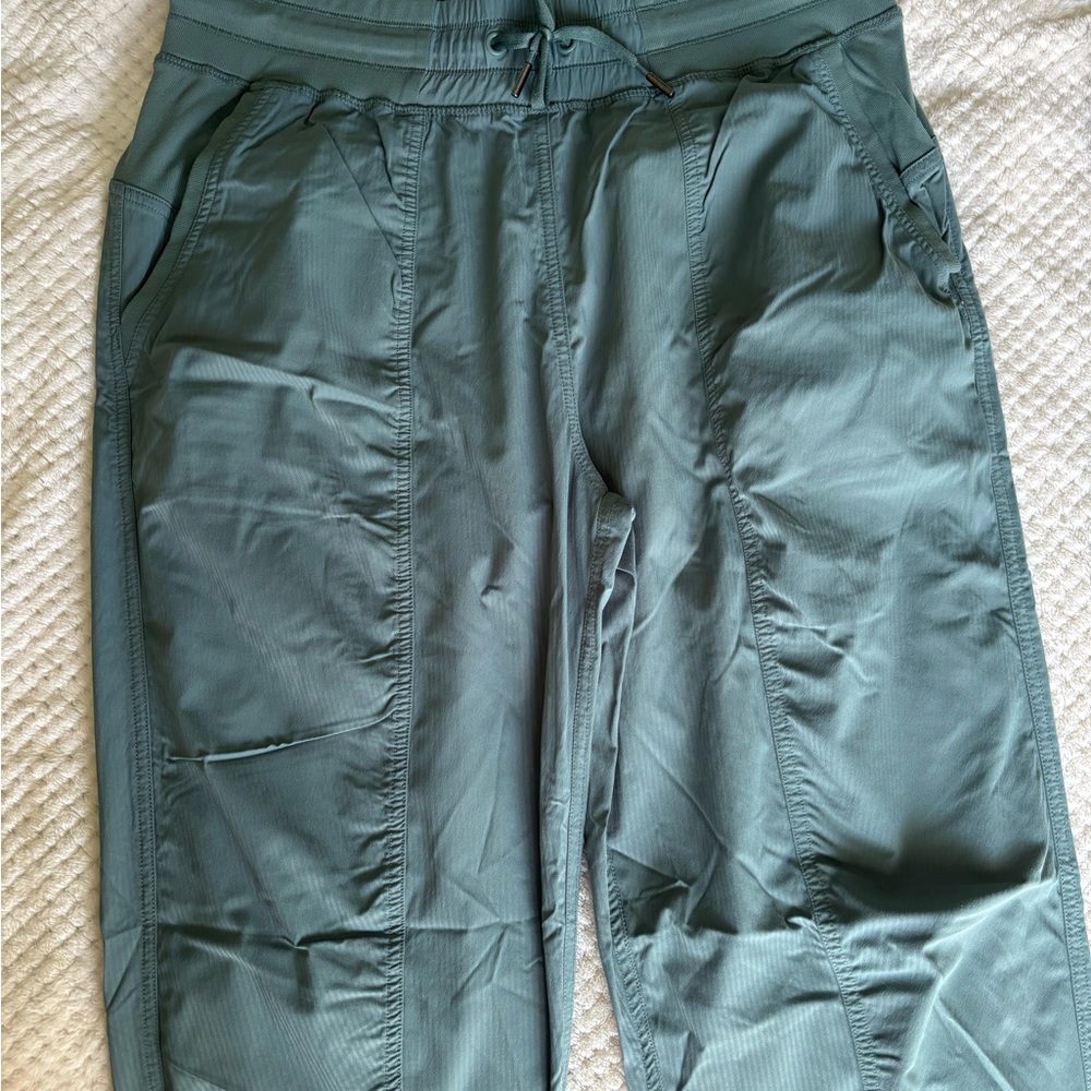 CRZ YOGA Sage Green Jogger Pants